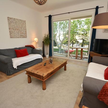 Appartement Тараскон Екстериор снимка